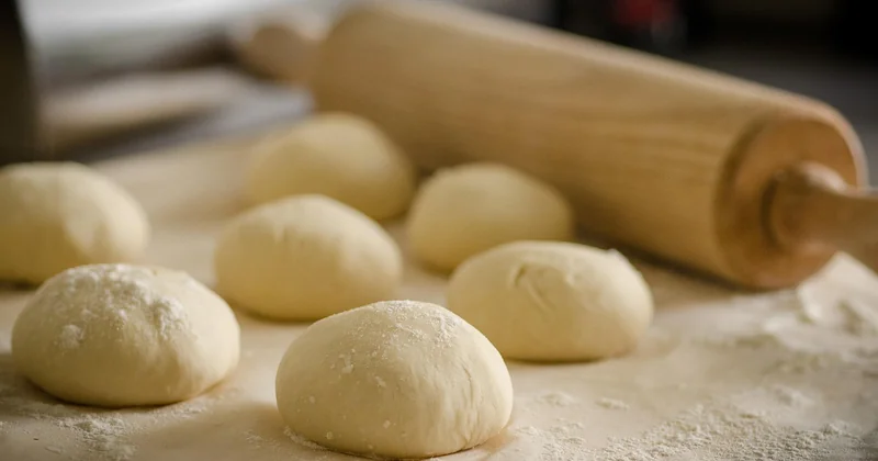 Quelle est la recette maison pour éclaircir les cheveux naturellement ?