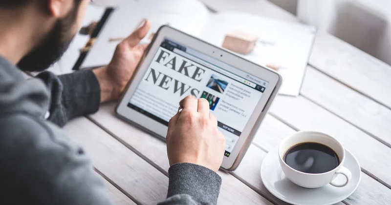 Ce qui se vérifie, ce qui se recopie, ce qu'on invente