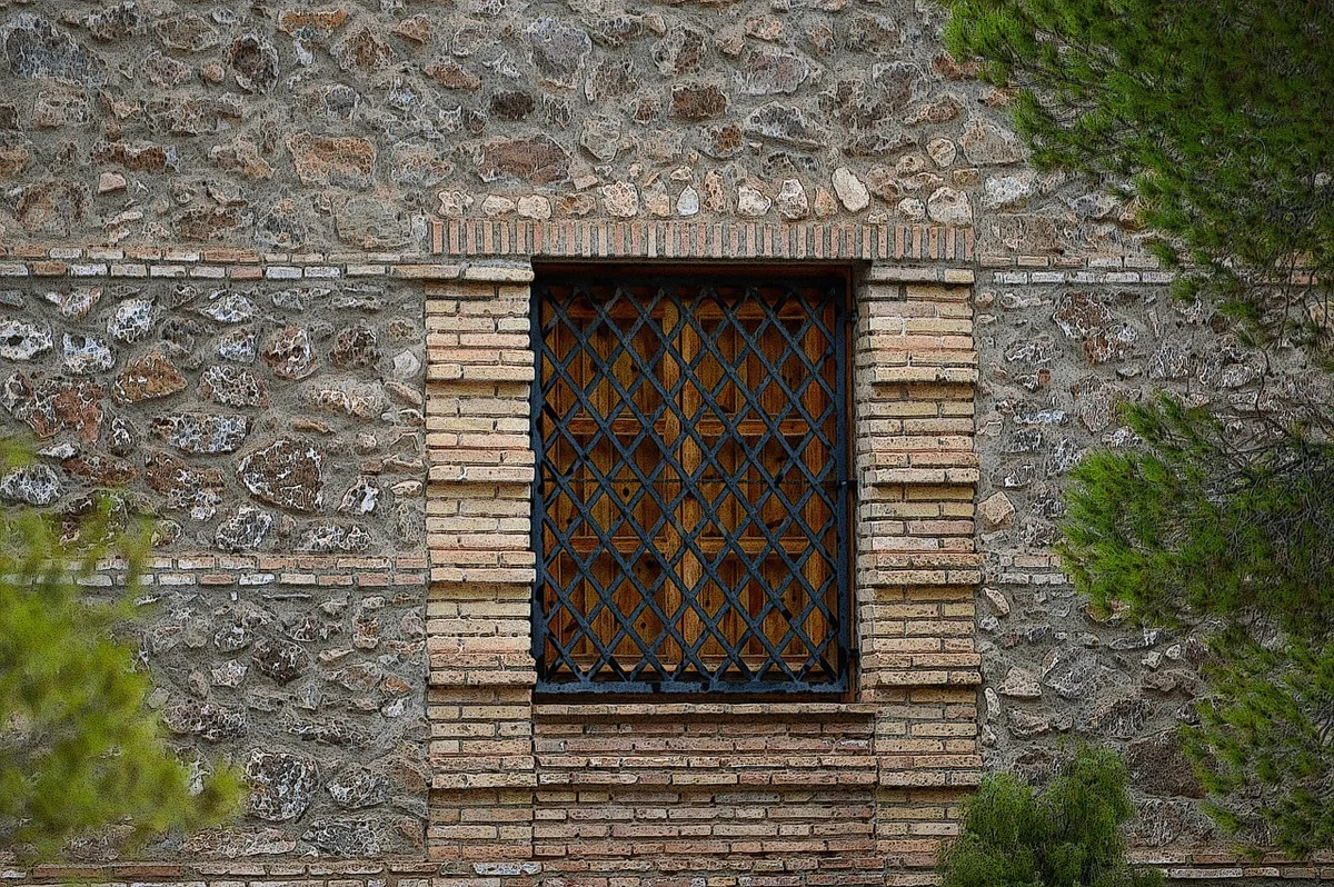Grid with Sidebar